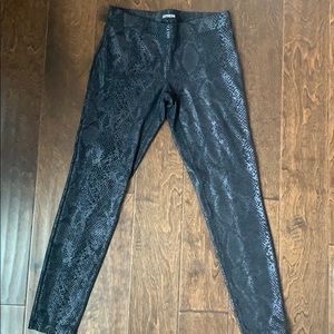 Express Faux Snakeskin Legging Size Small